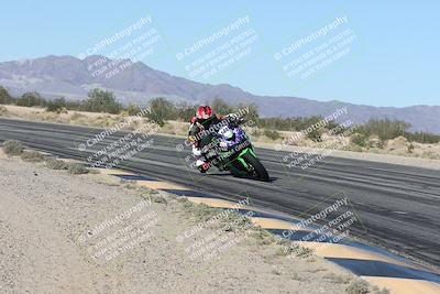 media/Dec-04-2025-Racers Edge (Thu) [[5ebc9f124d]]/2-A Group/1-Session 2 (Turn 7 Inside)/